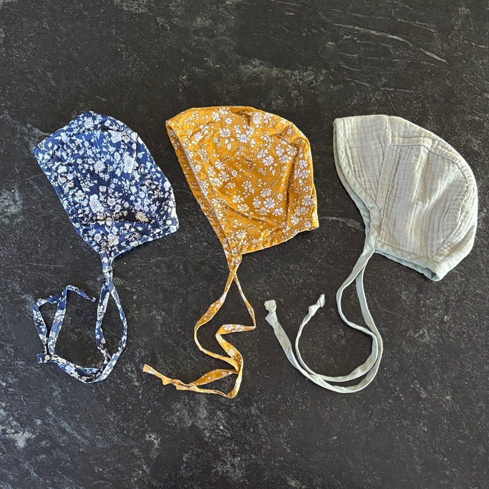 Briar Baby | 3-12 mo Bonnet Set of 3